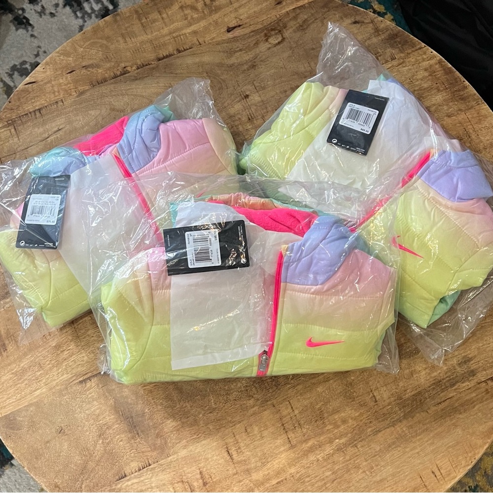 Nike Girls rainbow puffer coat. Girls toddler jacket. Colorful and girly. - Picture 2 of 5